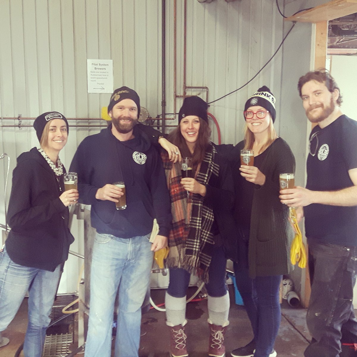 ladiesdrinkbeer's tweet photo. Big thx @Lackey101 & Tim @GreatLakesBeer for helping us make our #BevyBrew today! Get Ready to try this brew! (Hint: it's a tea-based stout) https://t.co/ymZBHqtndZ
