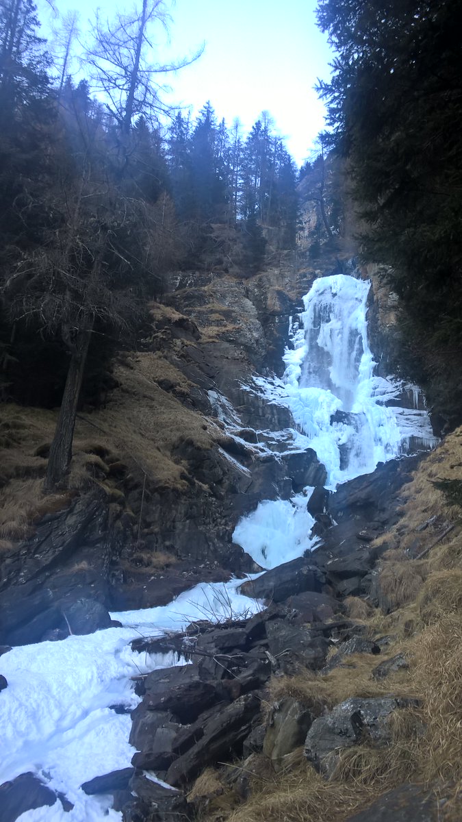gianni_quarato's tweet photo. #Cascate del #Saent #Rabbi #Trentino #italy #ghiaccio #ice #waterfall https://t.co/iEzopz5cuF