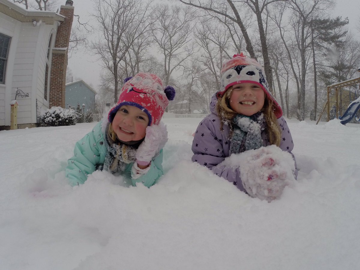 williamhaggerty's tweet photo. @GoPro capture 1st #snow of 2017. #gopro https://t.co/SbQQRx5Y15