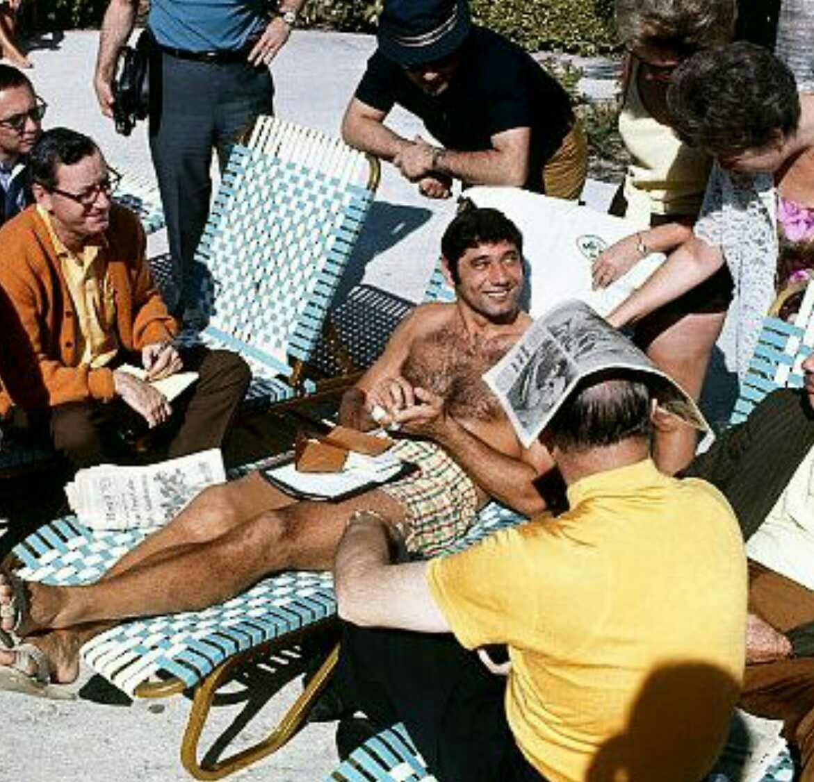 UpdatesBreaking's tweet image. BREAKING: Joe Namath of the New York Jets has guaranteed a Super Bowl victory over the favored Baltimore Colts. They will play this Sunday.