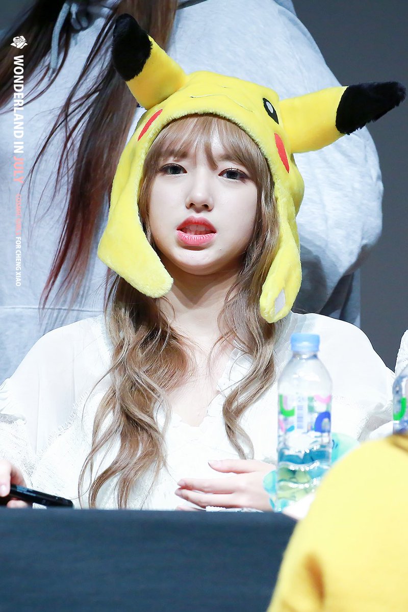 19980715com's tweet photo. HQ🌸 170107 명동 팬싸 
#성소 #ChengXiao #우주소녀 #Just_tell_me_why #손을뻗어닿을수있게 @chengxiao_0715 @WJSN_Cosmic 💖 https://t.co/quuBCHg9wx