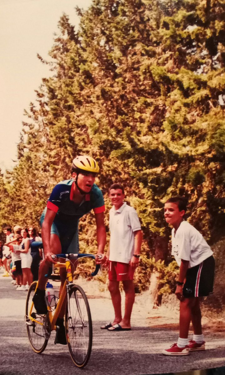 Eso que te pones a ver fotos antiguas, te encuentras esto y te pones nostálgico #aquellosmaravillososaños #grandesrecuerdos