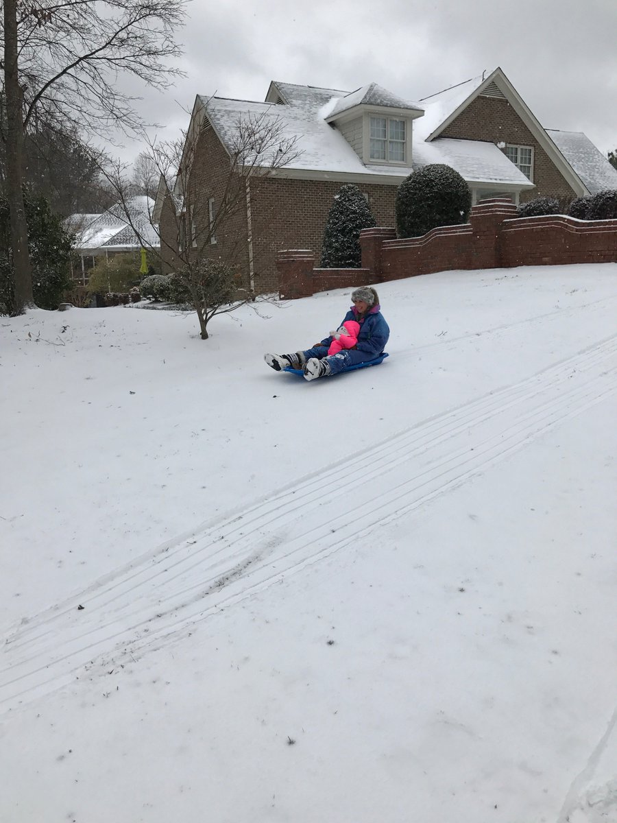 abfunFairy's tweet photo. First ever sled ride 💭#abc11 https://t.co/SAWndgUHlf
