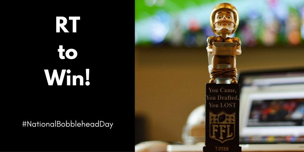 BobbleheadHall's tweet image. RT 2 WIN! RT by Midnight Central Time to win a Fantasy Football Loser Trophy Bobblehead! #NationalBobbleheadDay bit.ly/fantasyloser