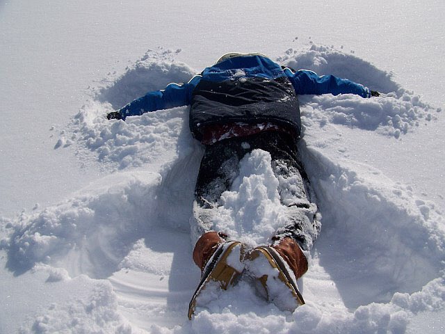 ctlell's tweet photo. #calch #alg2h LELL-lympic assignment. Pics 1 pt for any snow activity 2 for reverse snow Angel (see Lell pic). 3 pts for video of reverse https://t.co/8hONwI2uFf