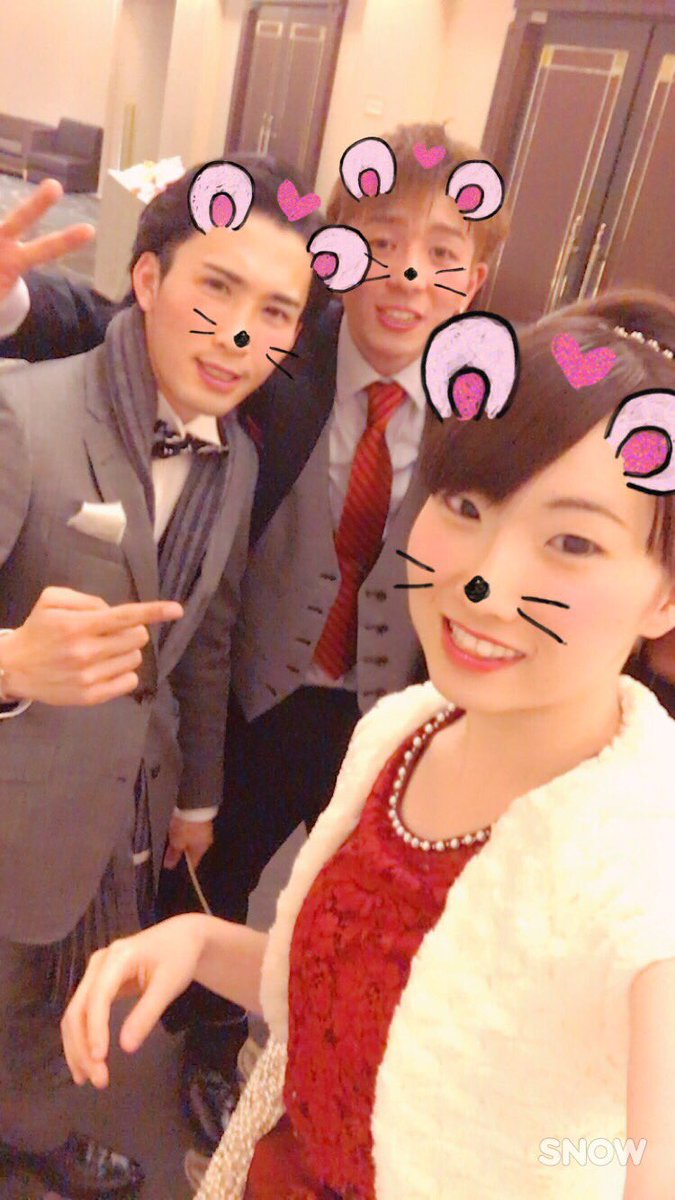 kamura0829's tweet photo. 酔っ払った楽しかった同窓会（＾◇＾）いろんな人友達なったけど覚えてないわ🙁みんな写真ちょーだい😋😋とりま4枚w https://t.co/VA9rGE0EoC
