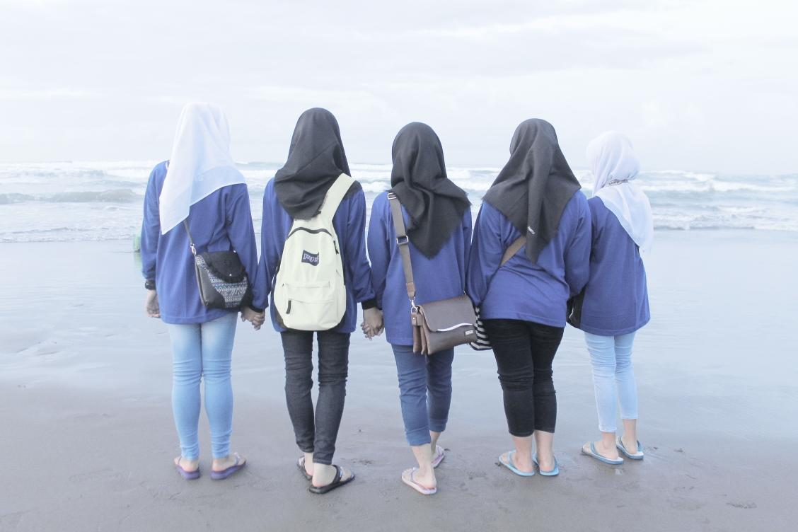Dean_Nanda42's tweet photo. Berikan senyuman untuk sebuah perpisahan :)
Kenanglah sahabat kita untuk selamanya :D https://t.co/Z3nD7Fqc9w