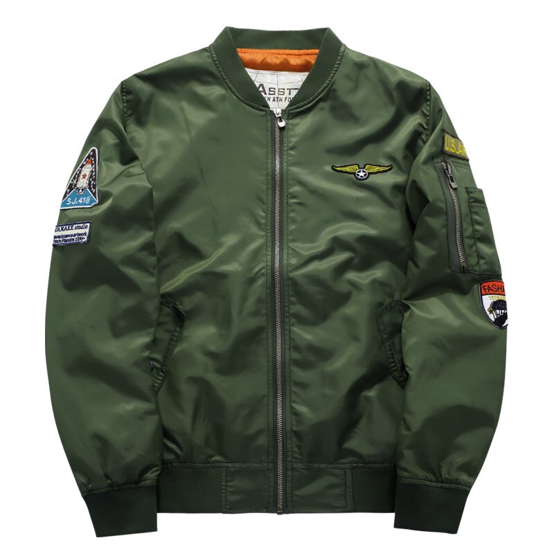 DapperSuppIy's tweet photo. Bomber Jacket https://t.co/FkVQr79eOv https://t.co/7kgvPBtqhg
