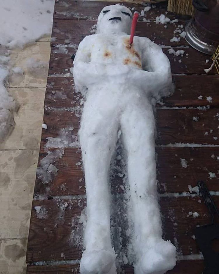 #AdanayaKarYağmışGibiDavran 
 Adana narlica mahallesinde fetocu  sanılıp  bıçaklanan  kardan adam tüm müdahalelere rağmen kurtarılamadı...