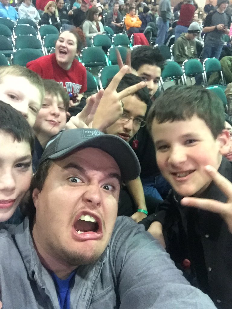 bobbybraziel's tweet photo. We up in here! #TCTC2017 #morehimlessme https://t.co/1W7LWbZFy6