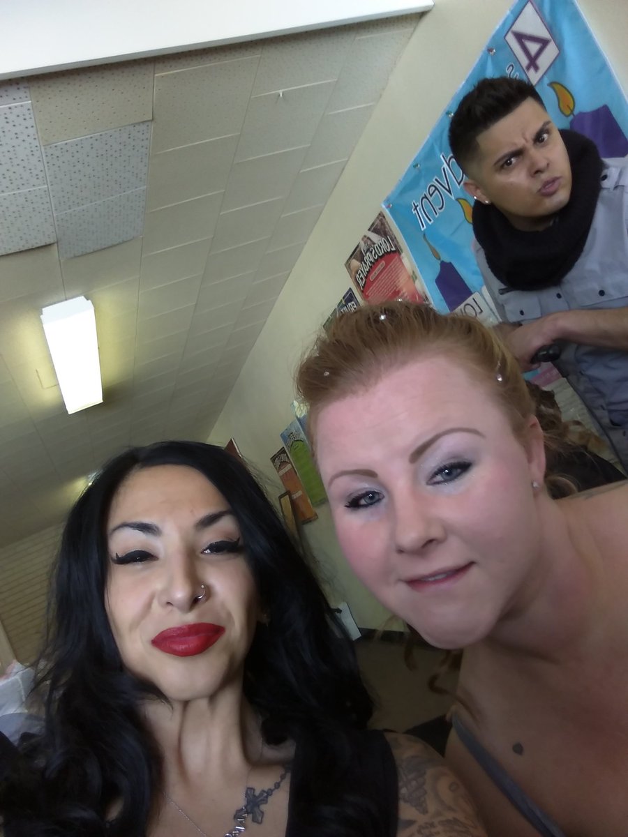 Charmed2002's tweet image. 