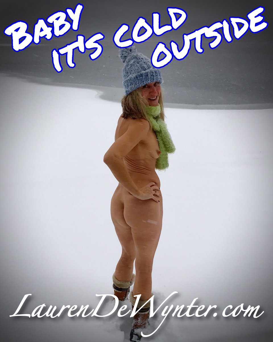It really is cold outside!
#nude #naked #nudeInPublic #nakedInPublic #NIP