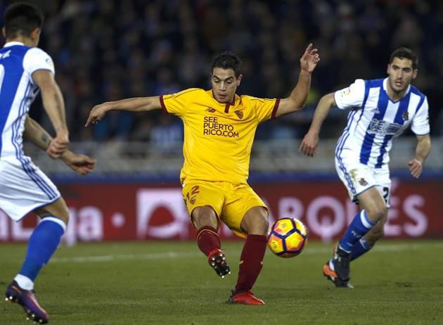 DMQLive's tweet photo. Dos goles de Ben Yedder dan una importante ventaja al Sevilla en Anoeta. ¡Estamos contándotelo en @Directo_alaRed! 👉 https://t.co/vR2zcxFvbj https://t.co/7xUAuaH96g