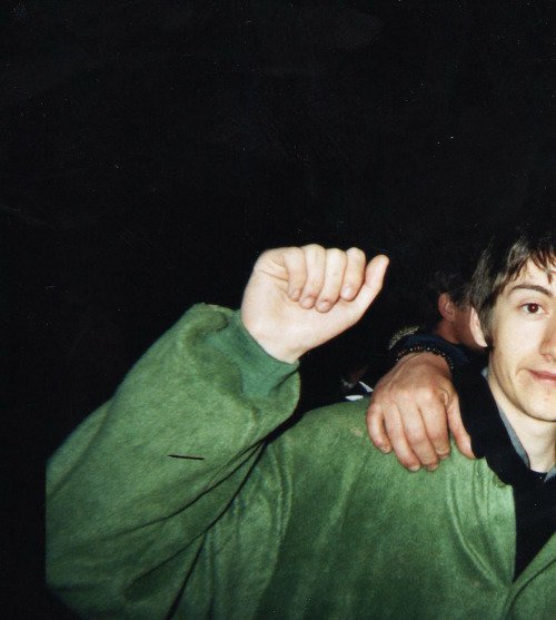 _itwassecret_'s tweet photo. Good Night.
#alexturner https://t.co/9bRiWgdwDT