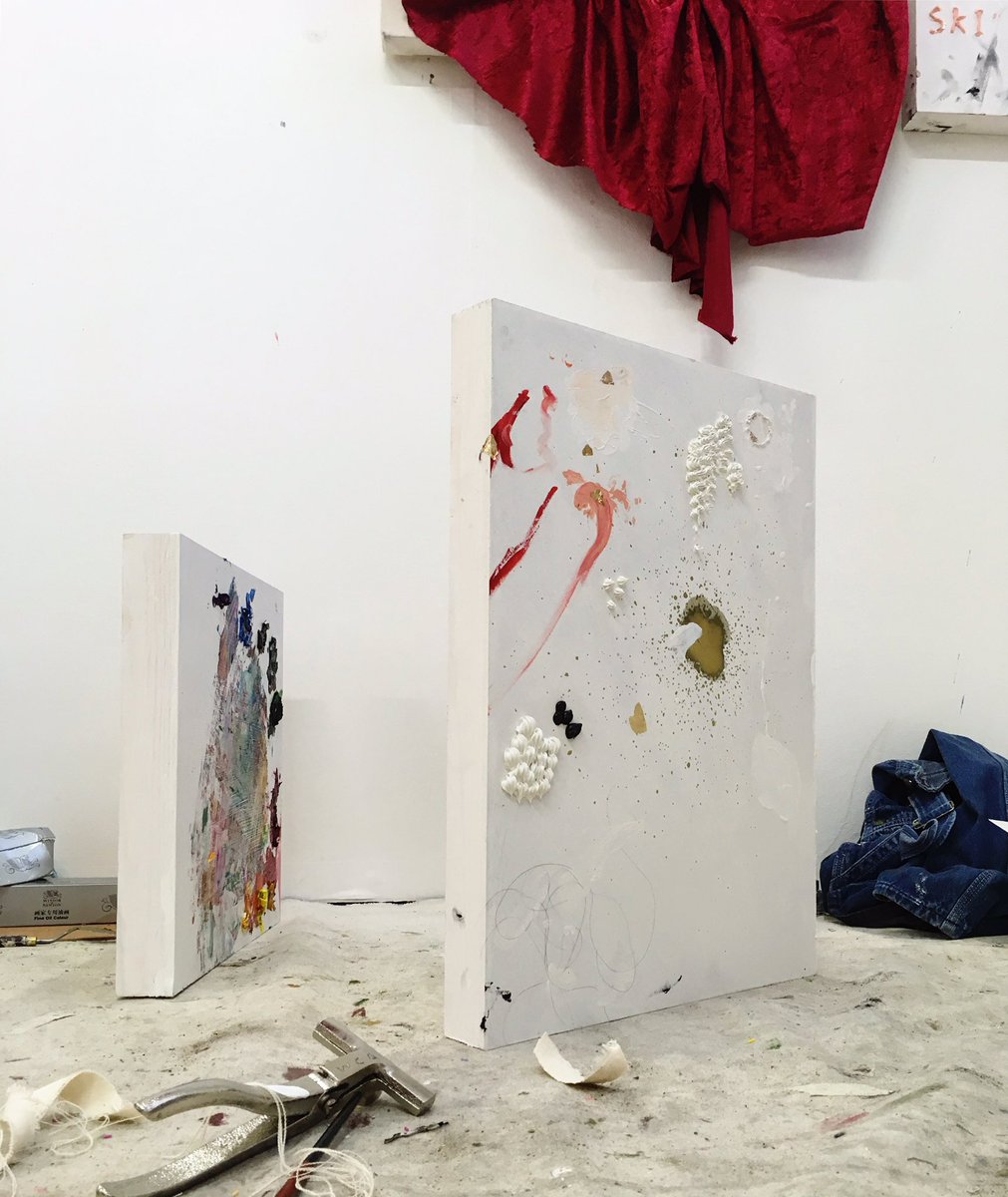 XuYang_Art's tweet photo. #mixedmedia #paintings in progress, stand view in #wimbledonual #XuYang_Art #fineart #art #Artwork #abstract #contemporaryart #artstudio https://t.co/ZTFIz7COKl