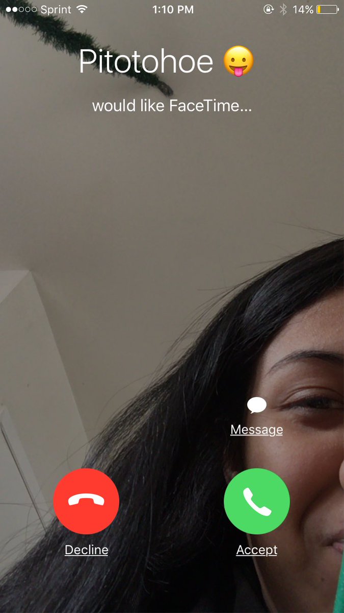 _avmt's tweet photo. I'm so happy my PITOTOHOE FaceTime me 😭💙 #HawaiiK https://t.co/4ACcPks8T7