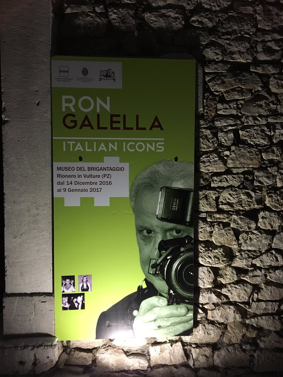 75 fantastici scatti di celebrità nella mostra "italian icons"di <a href="/rongalella/">Ron Galella | Most Famous Celebrity Photographer</a>, al Museo del Brigantaggio di Rionero