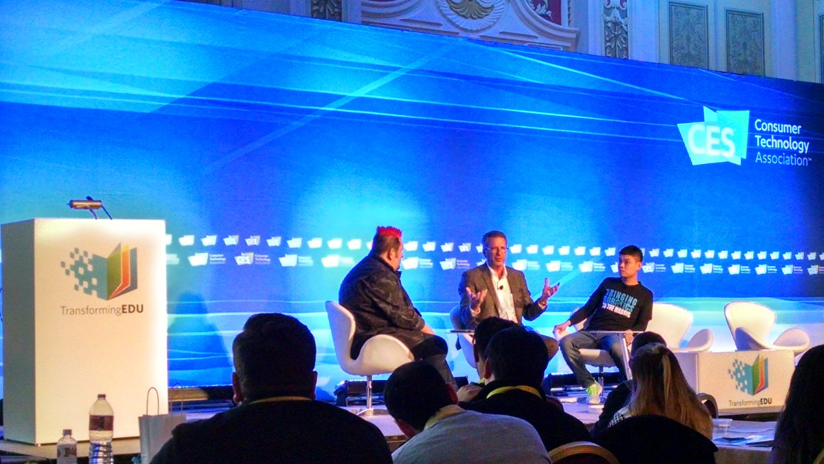 CalPlug's tweet image. "Strong engineering stories in interviews count more than grades" -Prof. Duerk, Eng. Dean, Case Western #ces17 #cwru