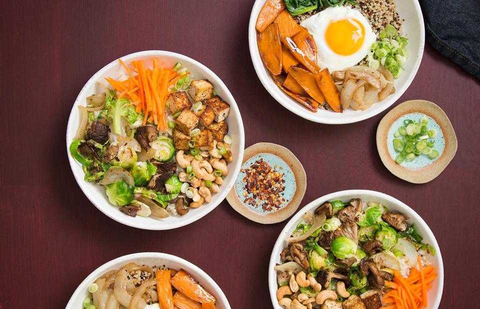 BostonGlobe's tweet photo. Recipes for healthy "bowl meals." https://t.co/3W6TM9ckLQ https://t.co/6tUbQXVFyE