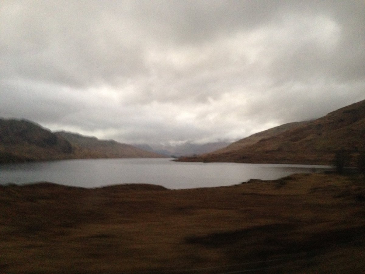 lauren_d_murray's tweet photo. My hideout over Hogmanay. Can I go back yet? #backtoreality #scotland #getoutside #sunset #endof2016 https://t.co/31GuEGFwAY