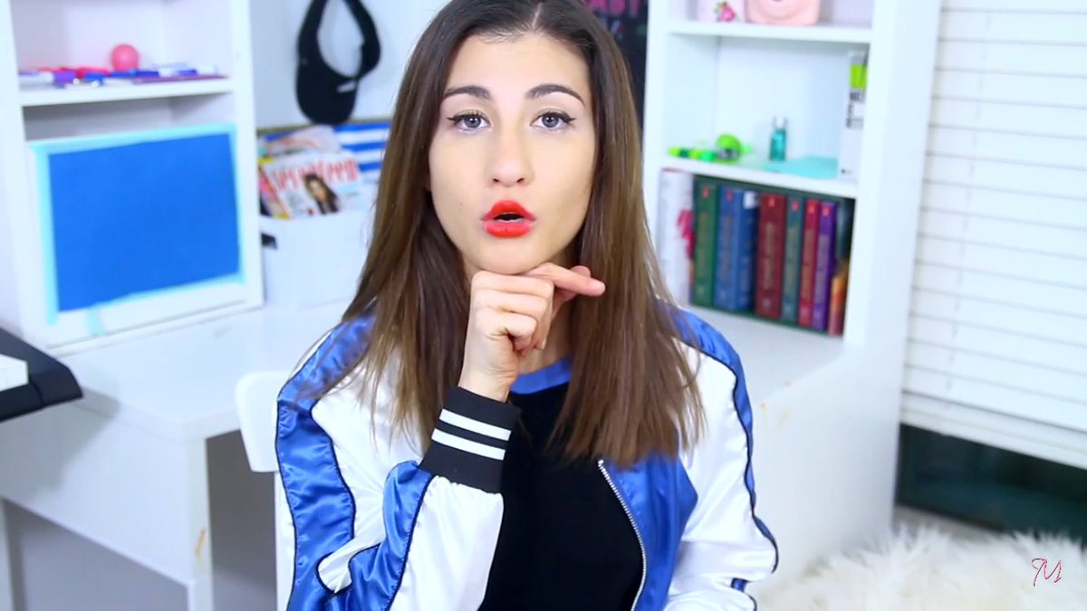 deangelisqueen's tweet photo. @MegsDeAngelis #NewMegVideo Meg this video is so funny I might to some of that stuff π https://t.co/8rWlpMqKek