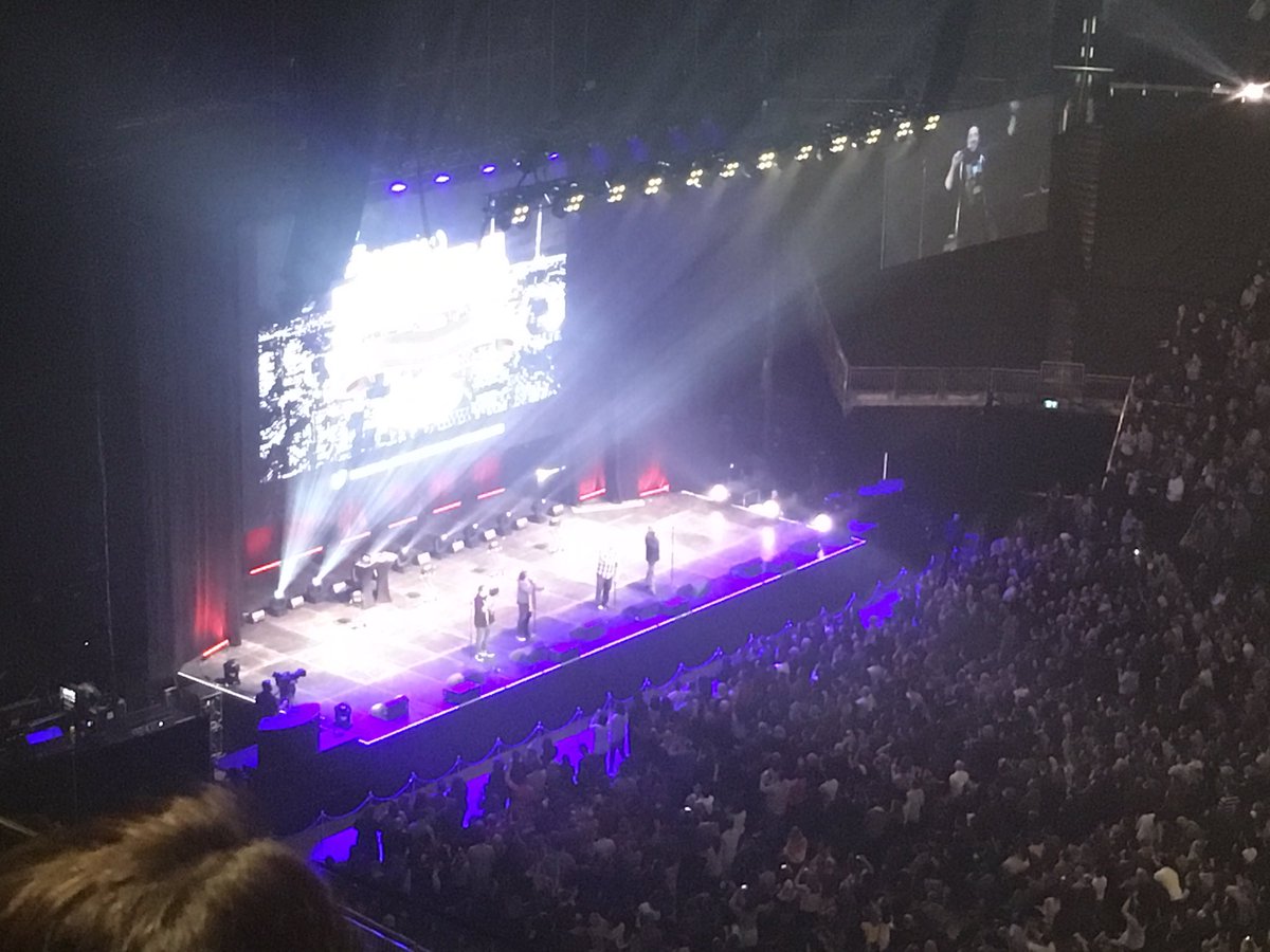 Fab time at O2 watching impractical jokers@truTVjokers . such humble guys defo b back in Oct <a href="/SalVulcano/">Sal Vulcano</a>  <a href="/BQQuinn/">Brian Quinn</a> <a href="/jamessmurray/">Murr</a> <a href="/Joe_Gatto/">Joe Gatto</a>