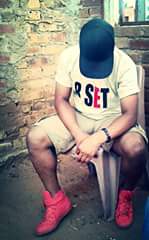 Mogote_SA's tweet image. Get @kenna_Tshexpose 's interview with @RhymeFestZA Here: m.facebook.com/81121853893099… #8SET #ZBSE #RhymeFestZA