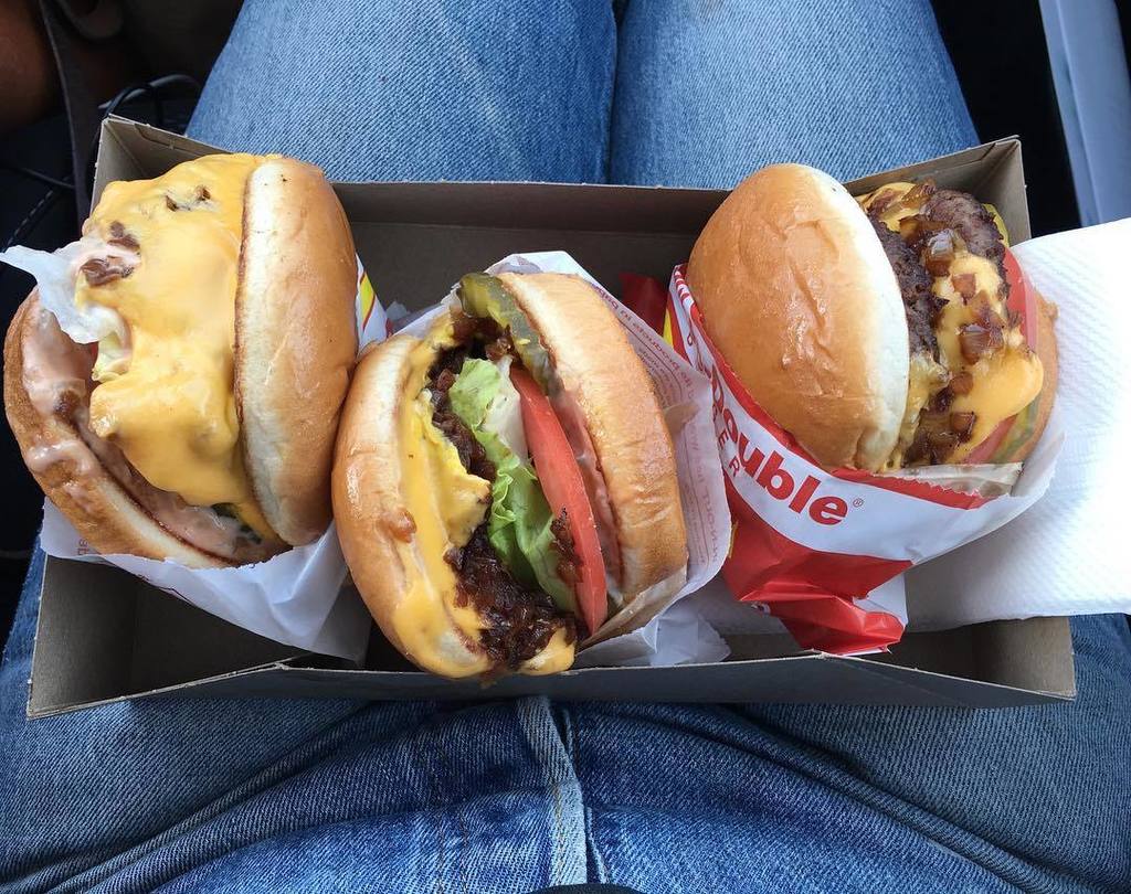 Indigo_Proof's tweet photo. We're eating in-n-out so I'm obviously officially on vacation now 🍔🍟 also the palm trees h… https://t.co/lA0BnOkbSw https://t.co/QB3zIvVLzC