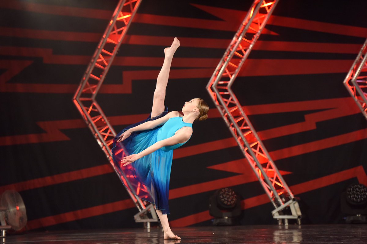 jumpdance's tweet photo. Jump Kansas City
#jumptour #jumpdance #breakthefloor #jumpkc #dance #dancer https://t.co/ujJSa7whgw