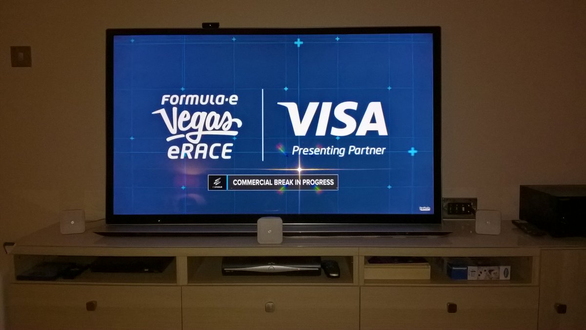 redblack_lines's tweet photo. Advantages of having a home server hooked up to your TV 😜 #VegaseRace #FormulaE #watchingfromthecouch #GoCarroll https://t.co/lk2SP0Xgdv