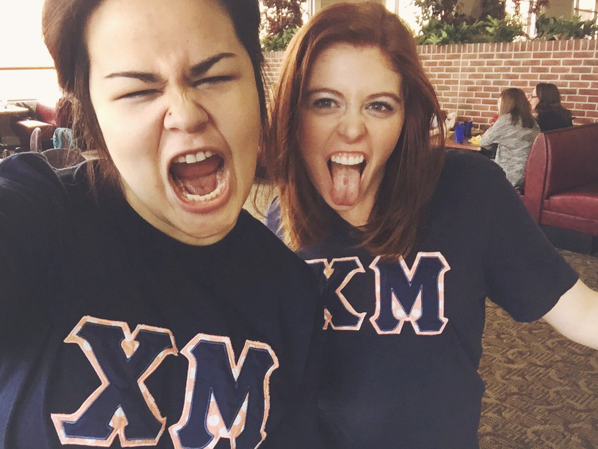 womenofchimu's tweet photo. @mercedesgmata and @MattieAlexande3 are pumped for our new PC!! #rushobu https://t.co/9FkF9pIgUO
