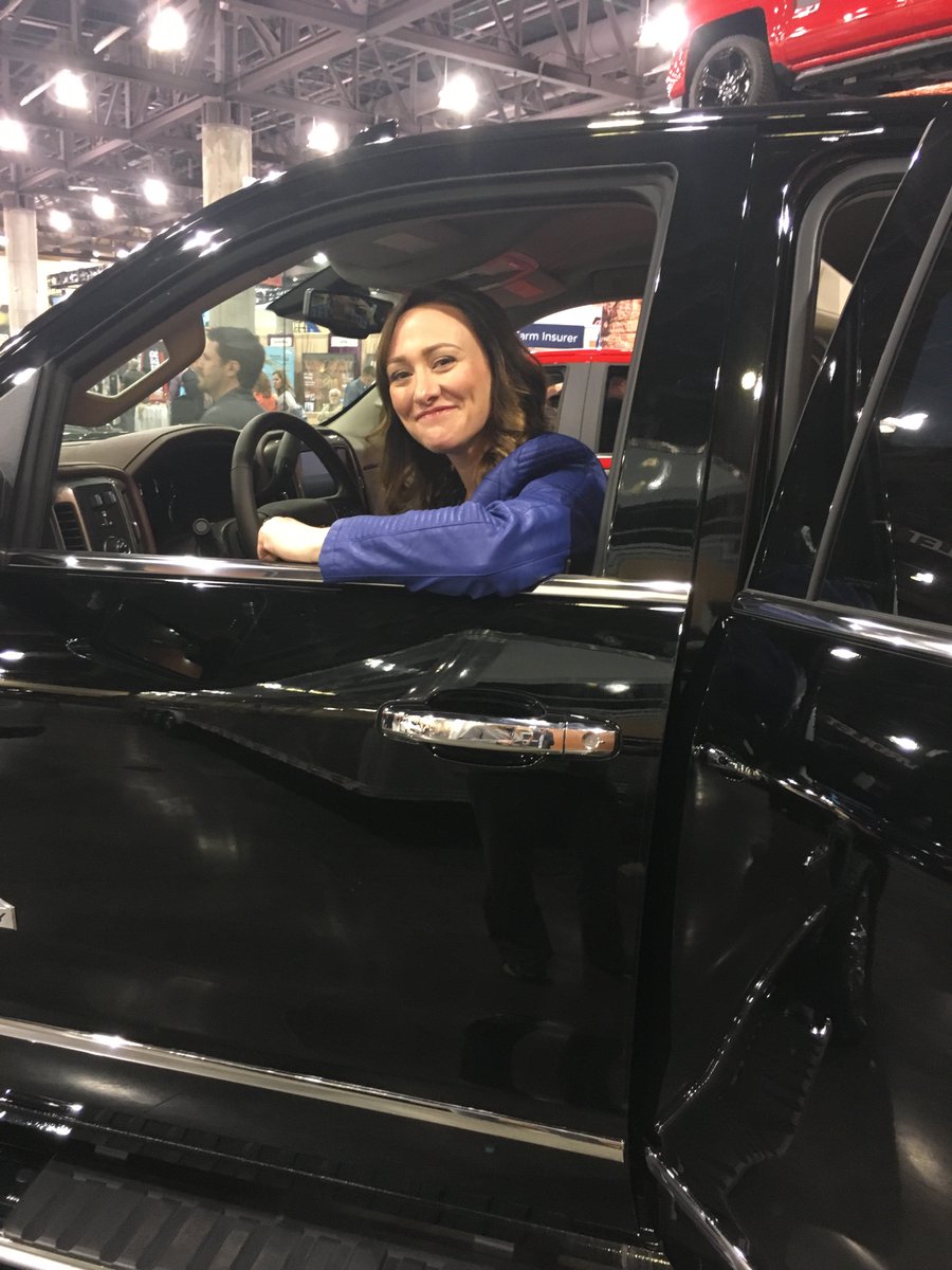 MegFoster's tweet image. Kinda like this #Chevy Silverado at the #AFBF17 IDEA Trade Show! #hellogorgeous