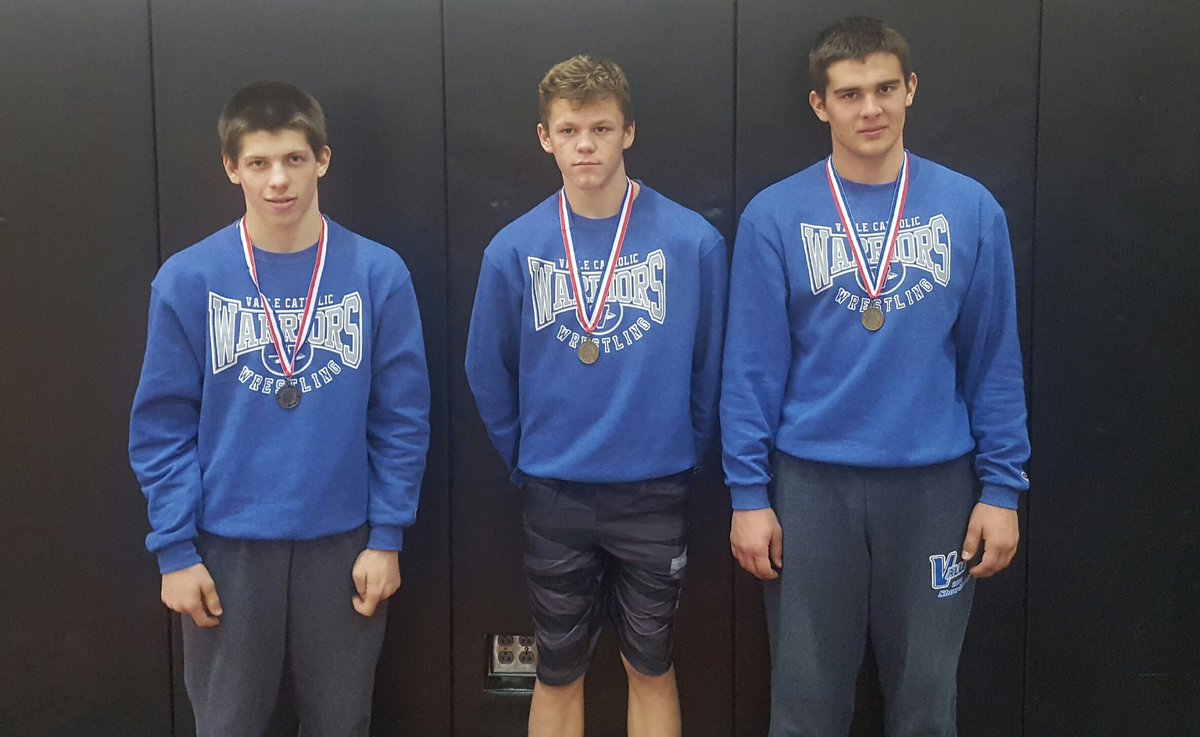 Jackson JV Tournament Medal Winners:
132 - Trey Huck 1st
138 - Peyton Tucker 2nd
195 - Jacob Bieser 1st