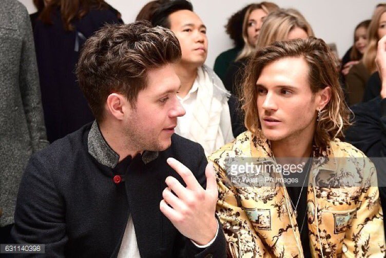 japan_niall's tweet photo. 1/7 Oliver SpencerファッションショーでのNiall🙌 https://t.co/QgwFG4OsfU