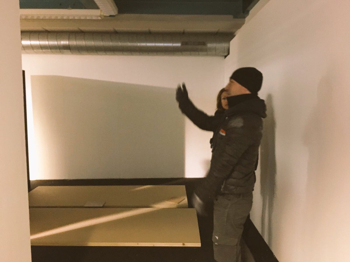 setupartfair's tweet image. SetUp prende forma. Siamo quasi pronti per farvi perdere l'equilibrio #setup17 @AspassoconBlue @GiorgiaCiattoni @RobertaFilippi