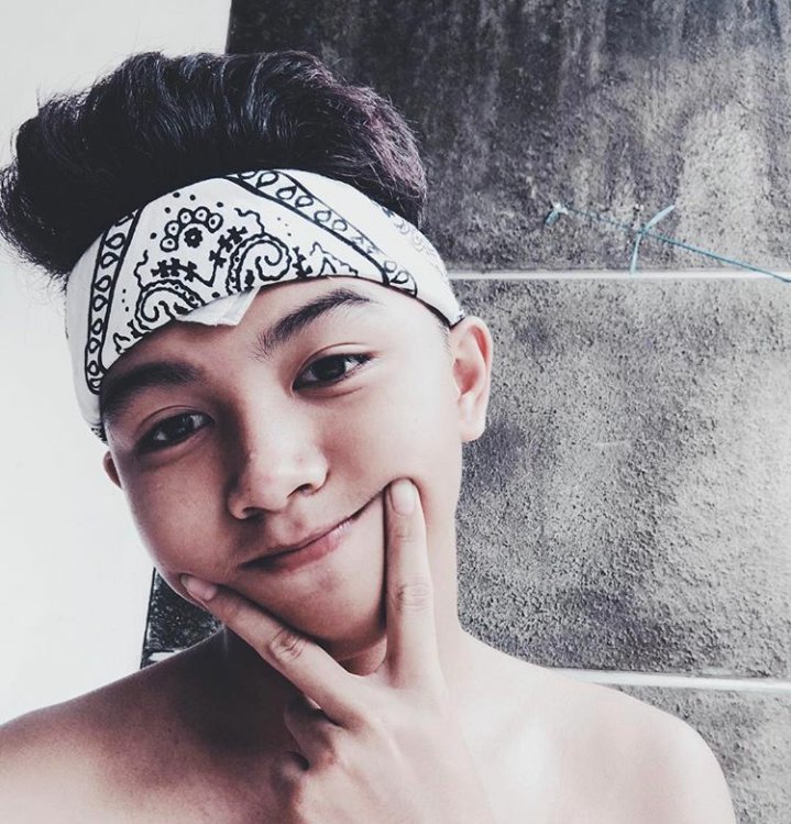 nrazka_'s tweet photo. Terimakasih 26K Followers nya😫 https://t.co/5EbIB4yRiD