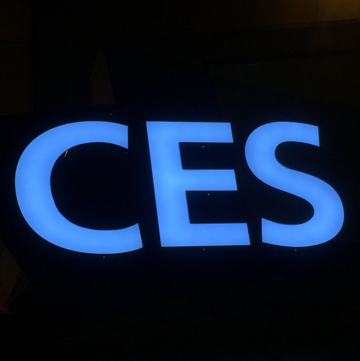 telos eleven tweet media