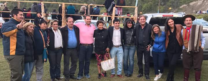 m.facebook.com/story.php?stor… FIESTA PROVINCIAL SEL SALMON DEL PACIFICO <a href="/FitaGustavo/">Gustavo Fita</a> <a href="/cieloazul1519/">Viviana Navarro</a> <a href="/FpvChubut/">Bloque PJ FPV Chubut</a>