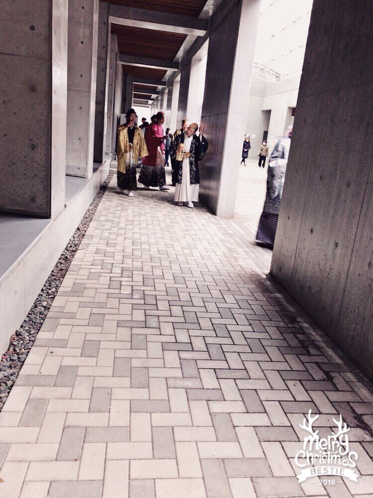 hiroya4004's tweet photo. 成人式迎えました‼︎
中学時代から皆ありがとう‼︎ https://t.co/FDFSqGoC6B