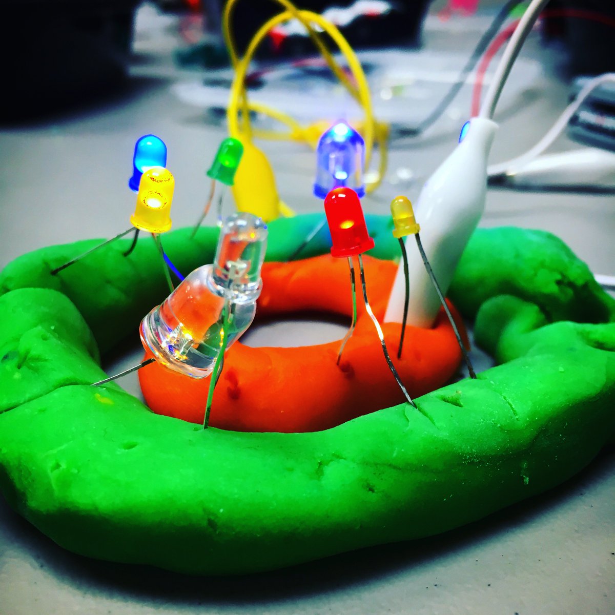 ActivelearnerIA's tweet image. Thank you for coming to our annual Downtown Iowa City Makerspace! MORE FREE Pop-up Makerspaces in 2017 with @CoderDojoIACity!