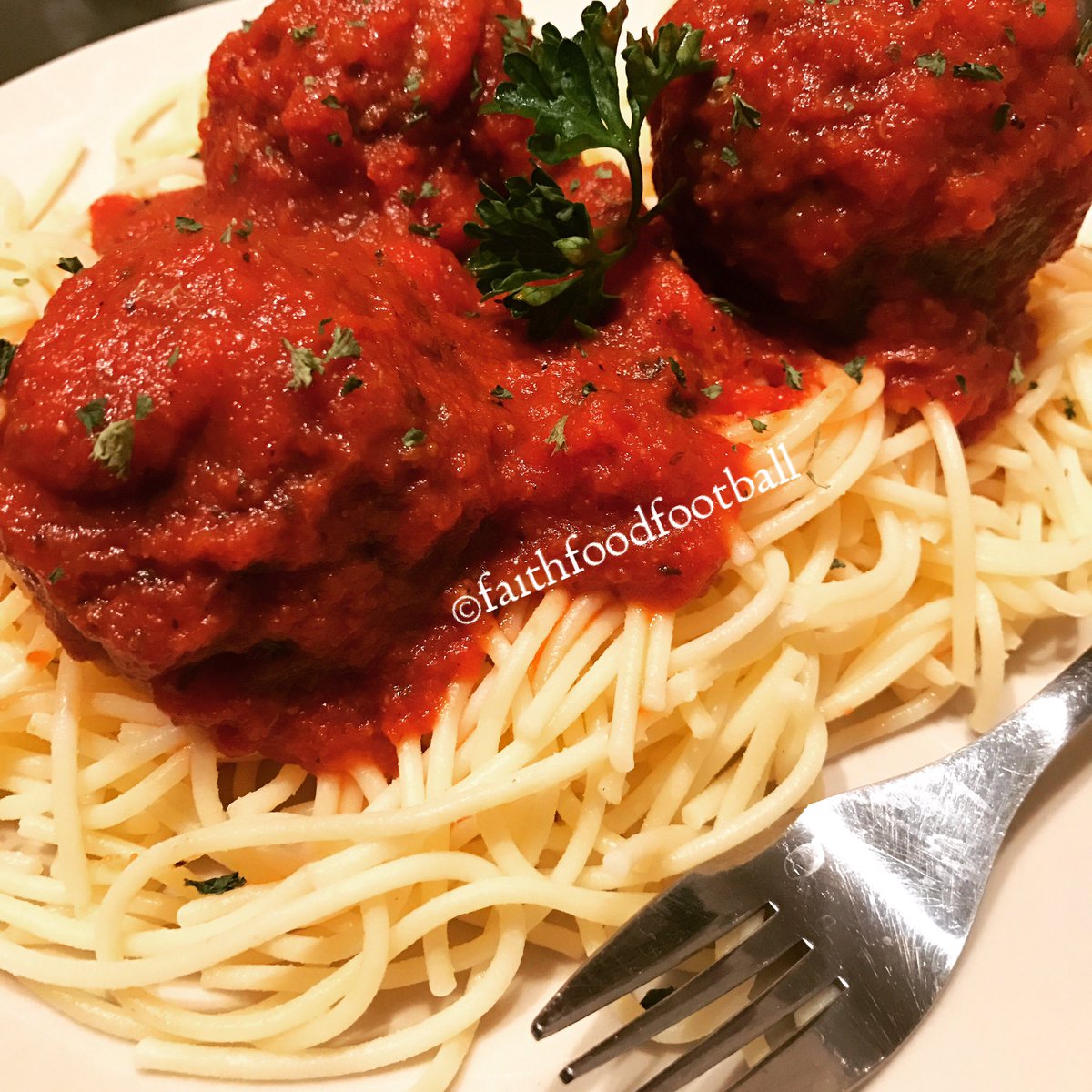 J_LEW68's tweet photo. Tonight's dinner: Home made spaghetti and meatballs #GlutenFreePasta #GroundTurkey #ManWithManyGifts #FeelGoodLookGood #HealthyEating ππ₯ https://t.co/rauckr1xLz