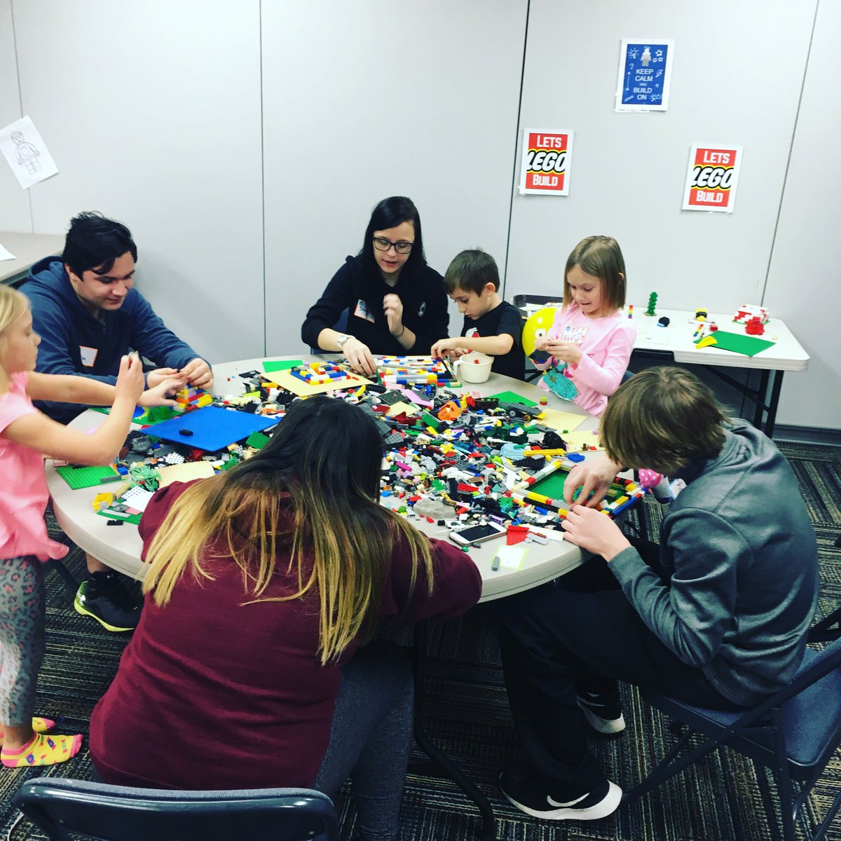 ActivelearnerIA's tweet image. Way to kick off a New Year! North Liberty Makerspace was a hit! Check out all of our great photos and remember - Makerspaces are monthly!