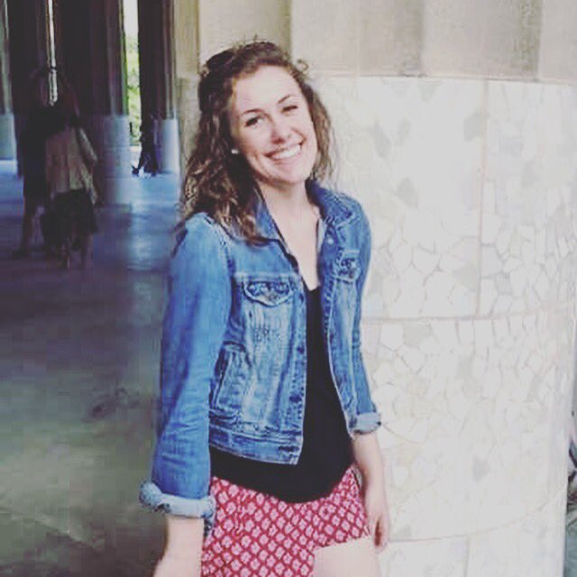 ButlerPanhel's tweet photo. We are SO thankful for our vp of recruitment, Emily. Thank you for all of your hard work before and during this week! You rock! π #BUFR2017 https://t.co/XpO53KWjLD