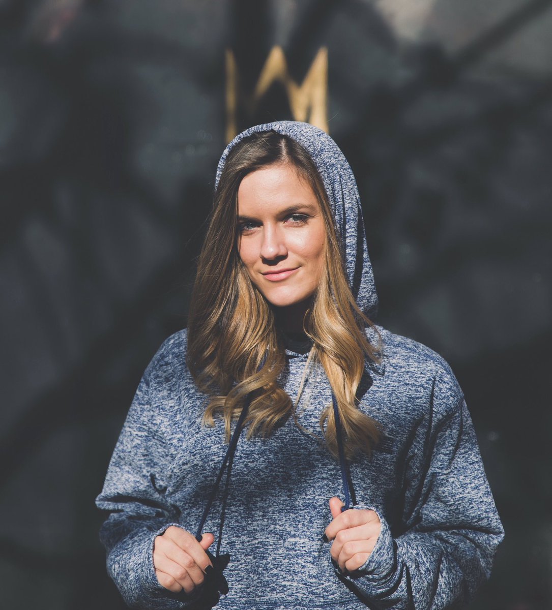 SStandardCo's tweet image. Retweet for your chance to win a red, charcoal or navy fleece hoodie... Must be following to win! Winner will be announced Sunday night.