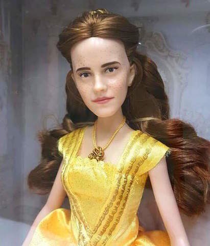 EmWatsonJP's tweet image. 『美女と野獣』のベル人形がエマというよりジャスティン・ビーバーに似ているのでは？と海外で話題になっています。

確かにエマには似てませんね笑
