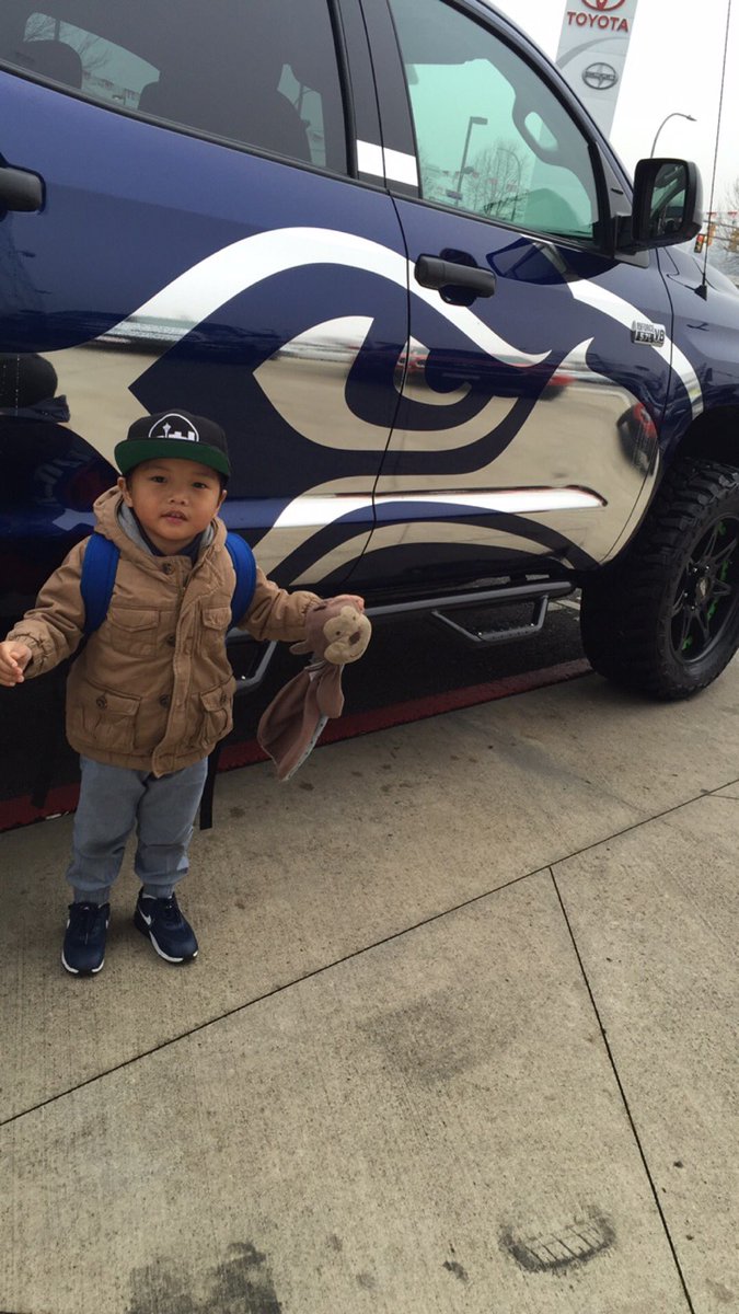 kemnace206's tweet image. Let's go @Seahawks!!! #DetvsSea #WildCardWeekend #Playoff #Seahawks #Twelfie