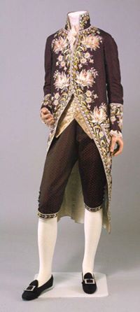 GWVets's tweet image. Well, as suggested in the Student Veteran Leadership Forum here's our outfit for the banquet. #TrendSetters #Classy #NatCon2017