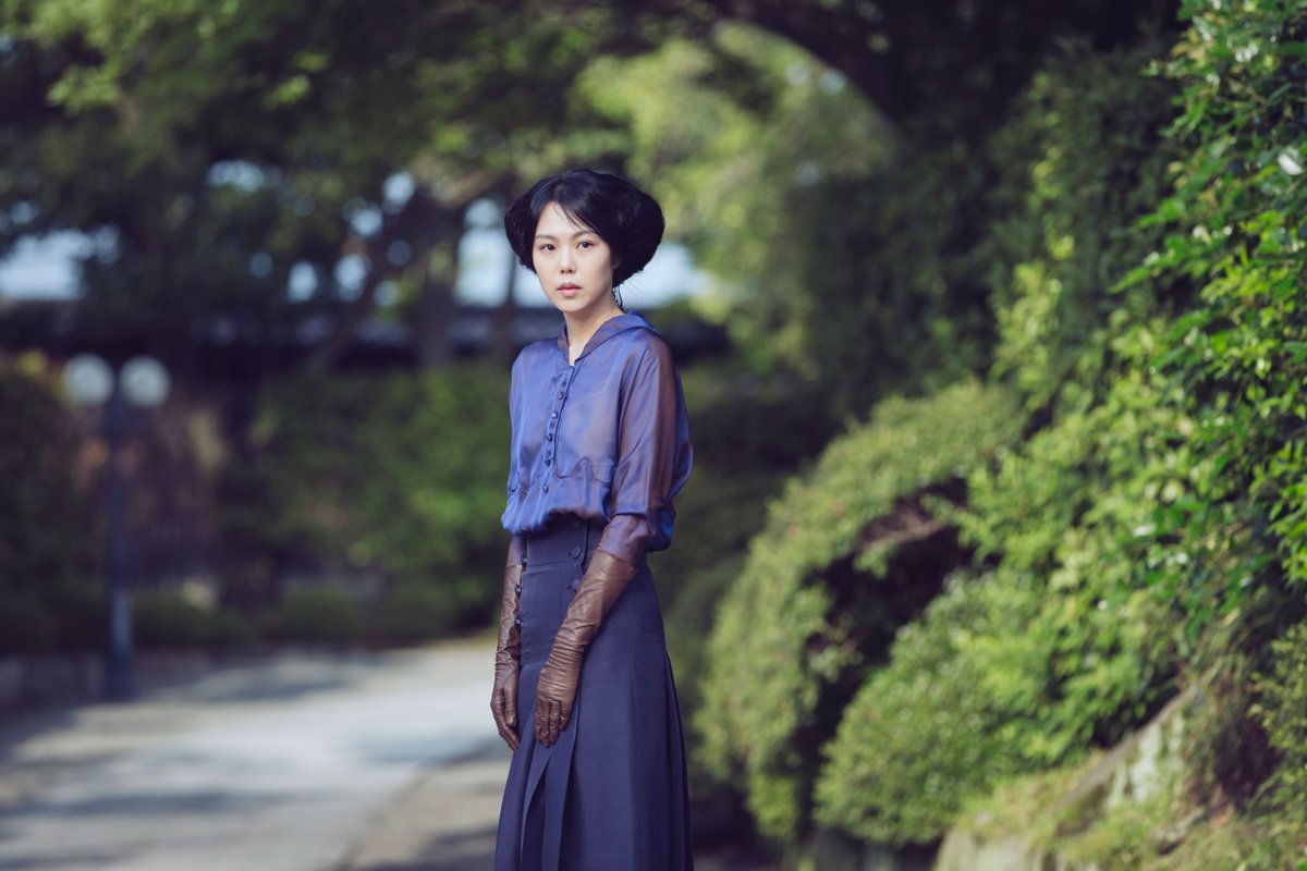 Spot <a href="/HandmaidenMovie/">The Handmaiden</a> at no. 7 on <a href="/IndieWire/">IndieWire</a>'s 50 Best of 2016
indiewire.com/gallery/the-50…