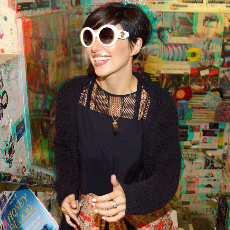 SHIVARASA_'s tweet image. See you tonight @SkybarLA 😎 #aaroncolbertent