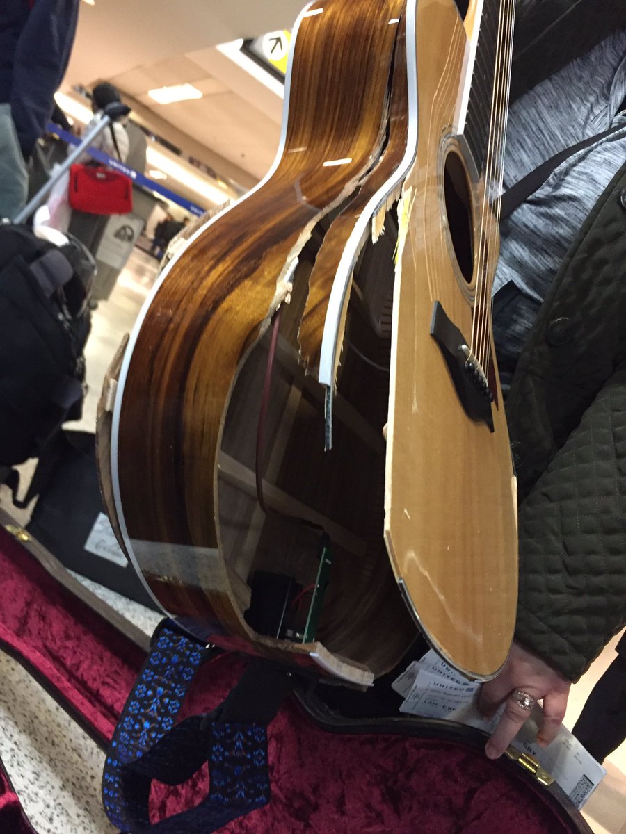 galindothegood's tweet image. Flew @united today. Had my new guitar in a traveling case. Somehow, it was returned to me like this. In awe of the negligence.